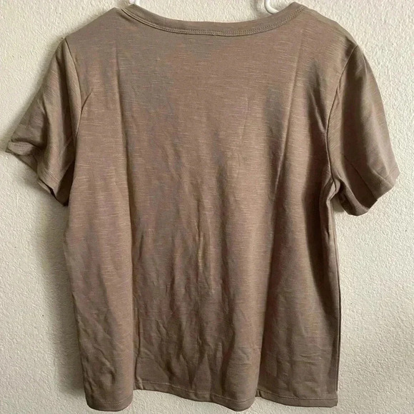 🆕Soft Light Brown Short Sleeve Plain Top🆕 - Picture 2 of 6